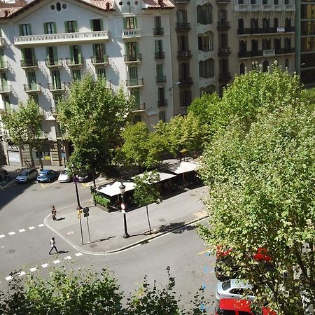 Gaudi Apartment 9 Barcelona Exterior photo