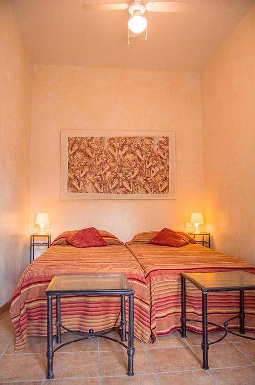 Gaudi Apartment 9 Barcelona Exterior photo