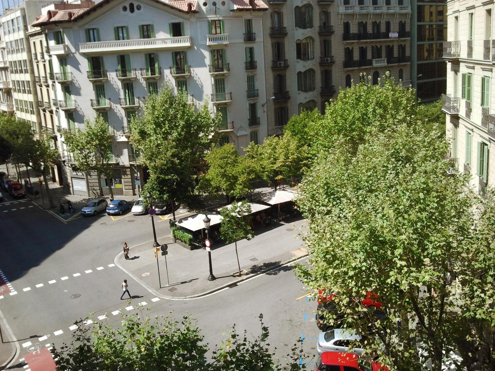 Gaudi Apartment 9 Barcelona Exterior photo
