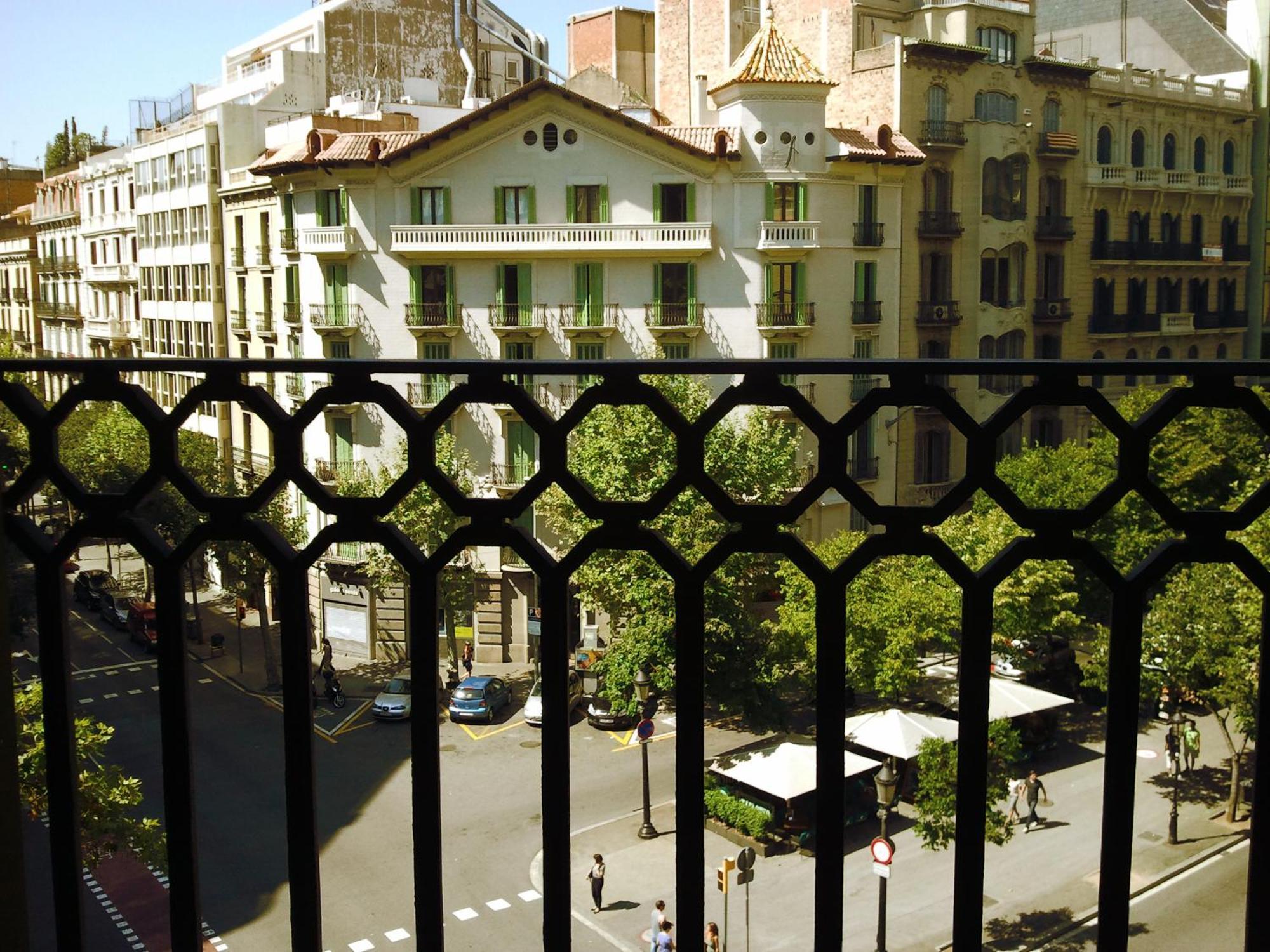 Gaudi Apartment 9 Barcelona Exterior photo